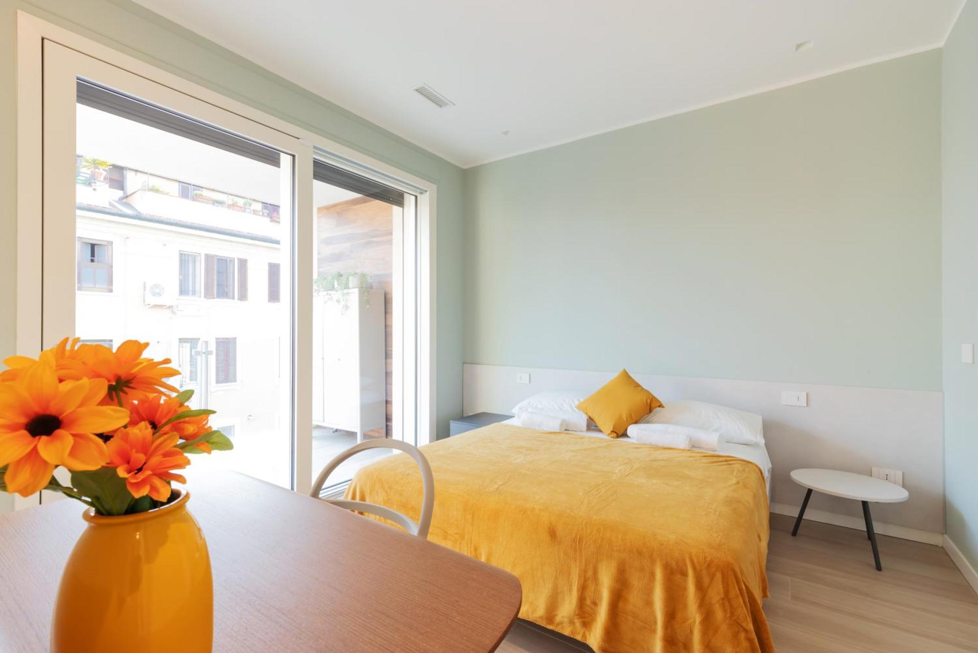 Апартаменты Exclusive Terrace Garden View - 15 Min From Duomo Милан Экстерьер фото